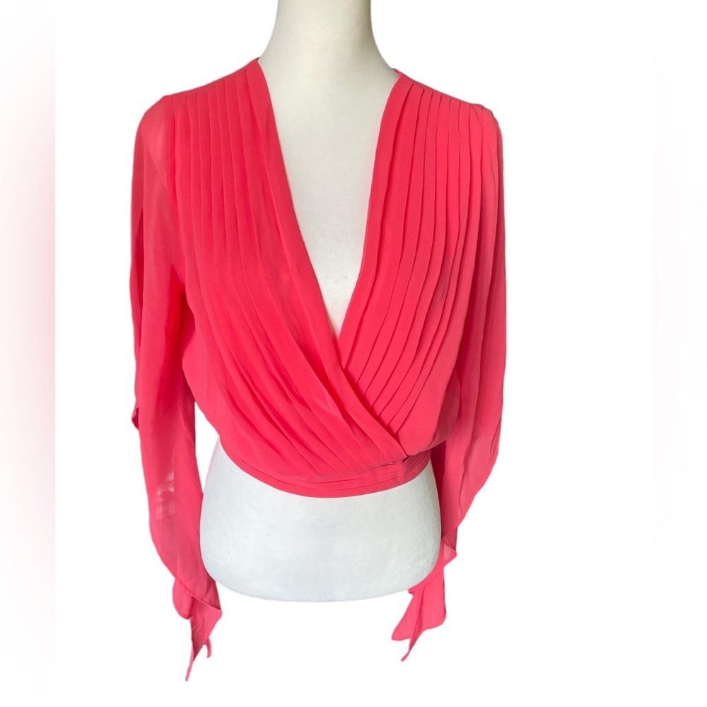 NWOT Double Zero Chiffon Babaloo Pleated Wrap Crop Open Back Blouse, Medium